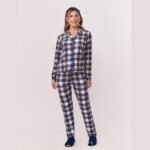 Pijama Manga Longa Feminino Aberto de Botões Suede
